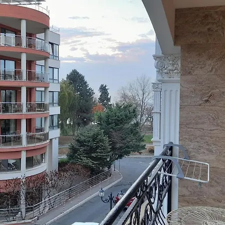 4-zimmer-luxusappartment Direkt Am Strand Am Schwarzem Meer Apartment